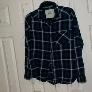 Bluenotes boyfriend fit long sleeve plaid long sleeve  shirt Sz M
